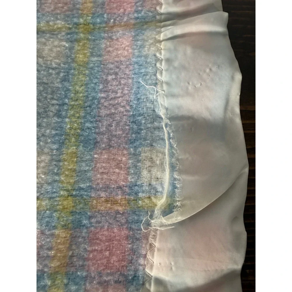 Vintage Pastel Plaid Baby Blanket Satin Trim Blue Pink‎ Yellow 36x45
